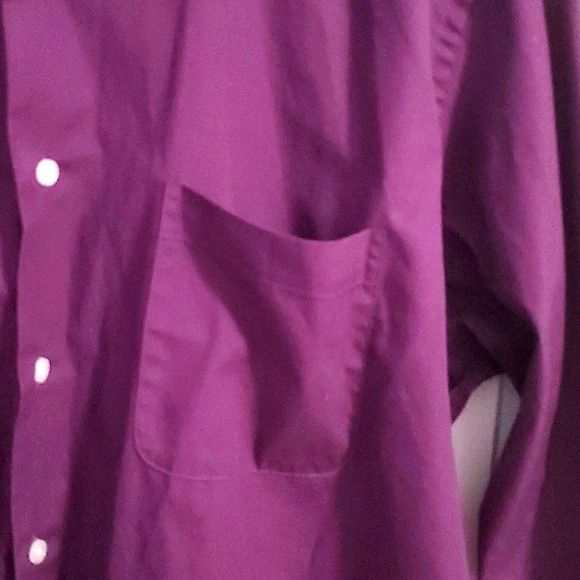 Croft & Barrow Classic Fit Plum Long Sleeve Button Down Shirt Office Event M - Picture 4 of 10
